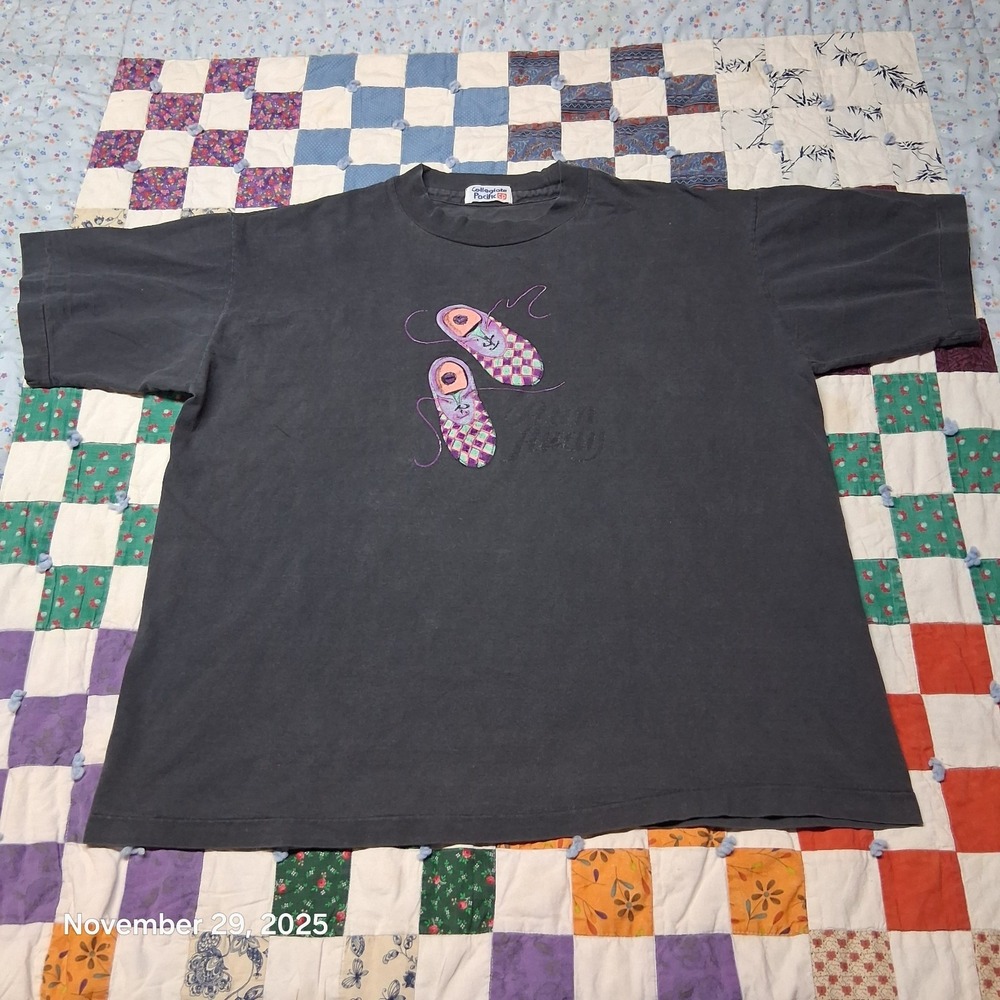 Vintage Colleglate Pacific Running Shoe T Shirt RUN AWAY Single Stitch Size XL
